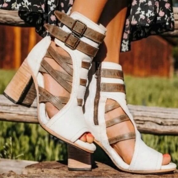 FreeBird by Steven Tiara Cream & Brown Leather Sandal SIZE 8